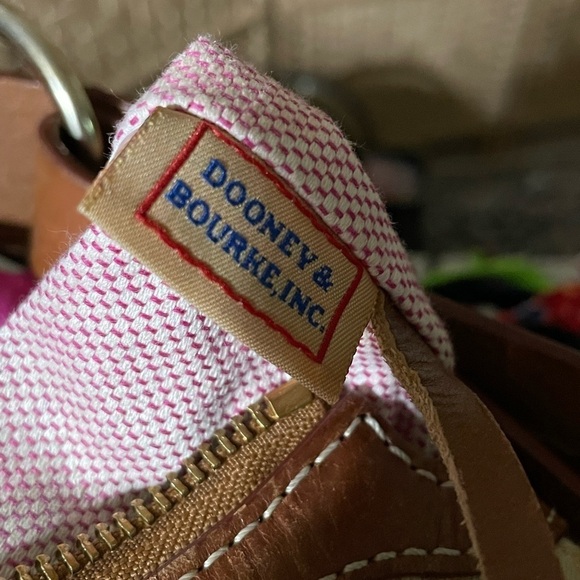 Dooney & Bourke Bag Signature Logo Hobo Shoulder Bag Dooney Shoulder Bag 🔥 - Picture 12 of 16